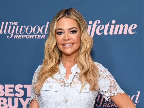 Denise Richards Is Offering Her OnlyFans Account for Free ...